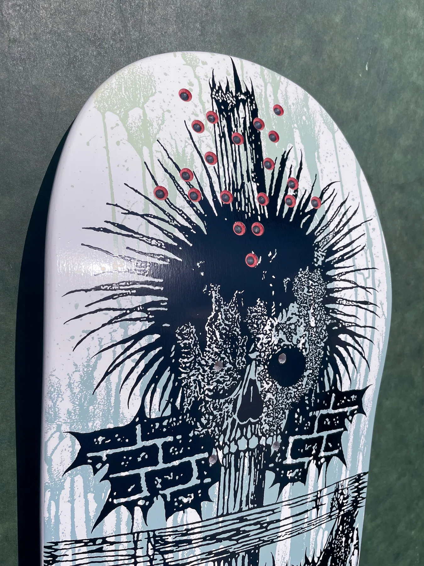 1104-8-6in-baekkel-blk-mtl-creature-skateboard-deck-7.webp 8.6in Baekkel BLK MTL Creature Skateboard Deck