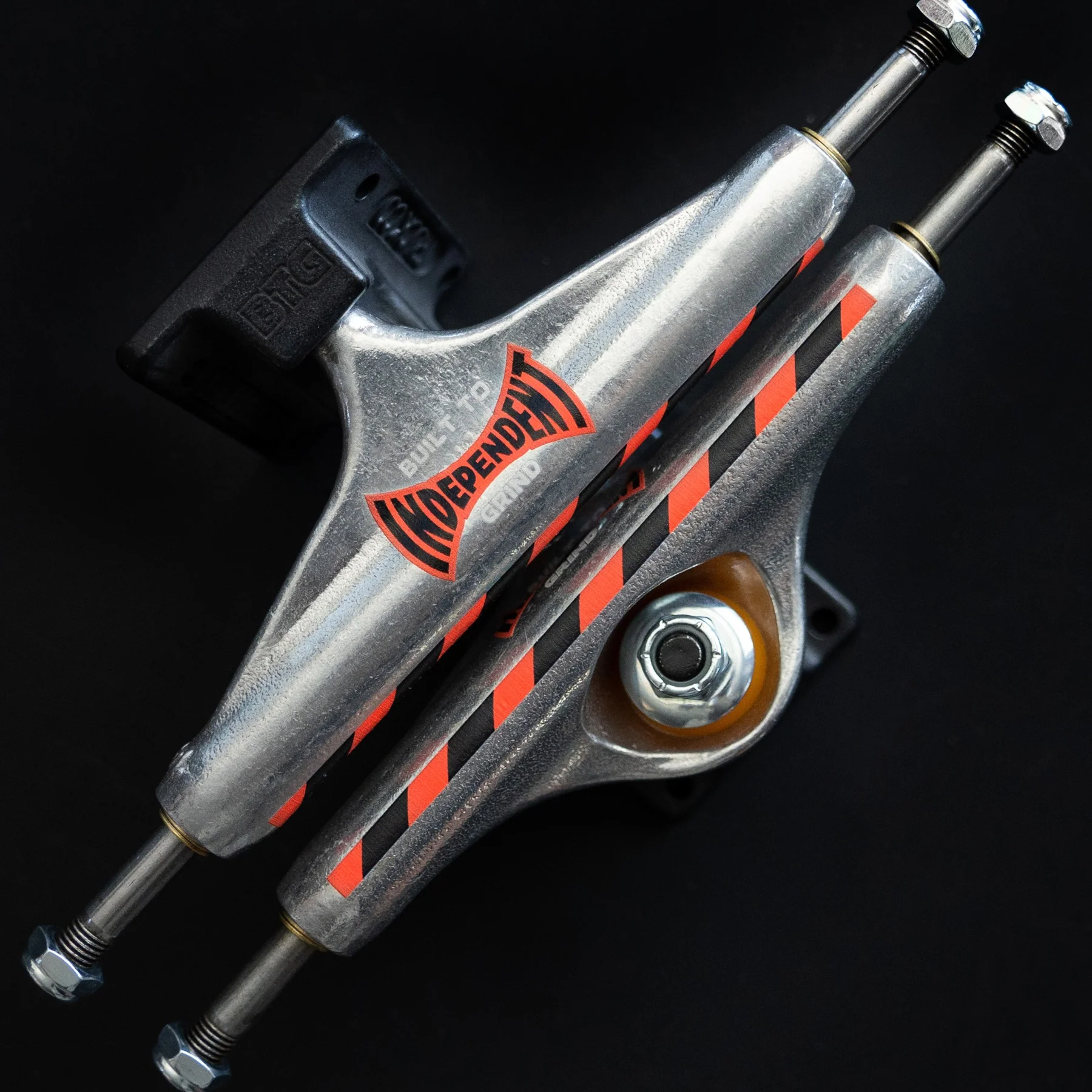 1140-stage-11-built-to-grind-silver-black-standard-independent-skateboard-truck-8.webp Stage 11 Built To Grind Silver / Black Standard Independent Skateboard Truck