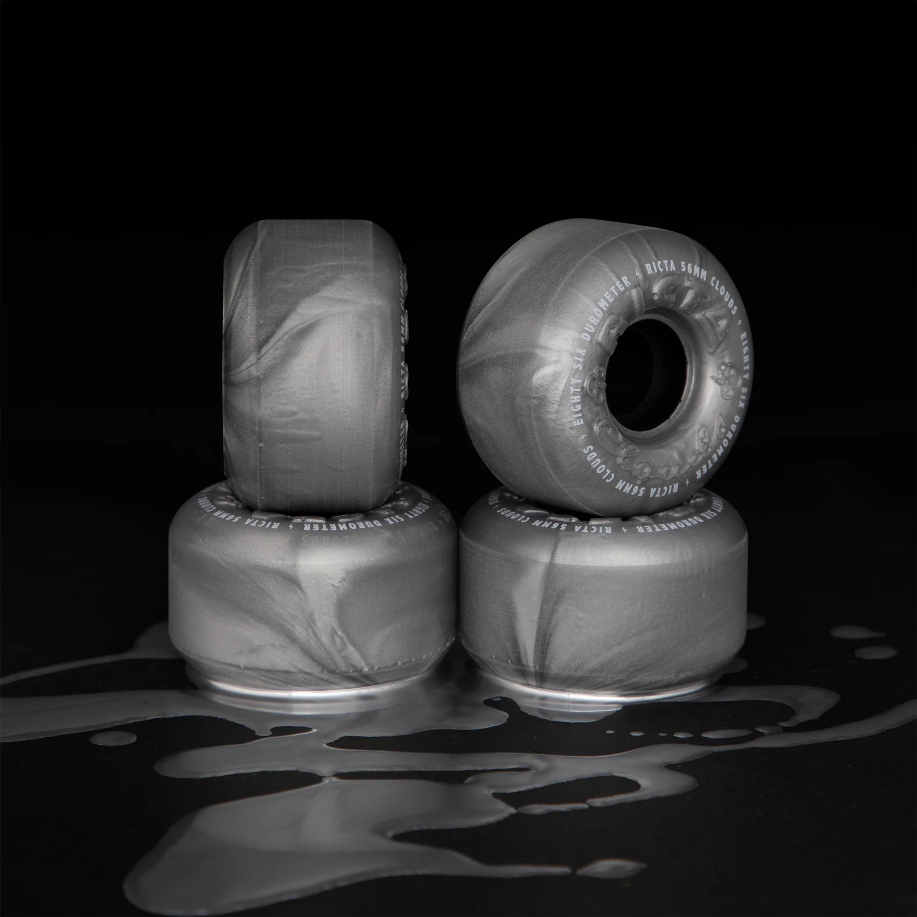 2751-56mm-clouds-silver-86a-ricta-skateboard-wheels-4.webp 56mm Clouds Silver 86a Ricta Skateboard Wheels