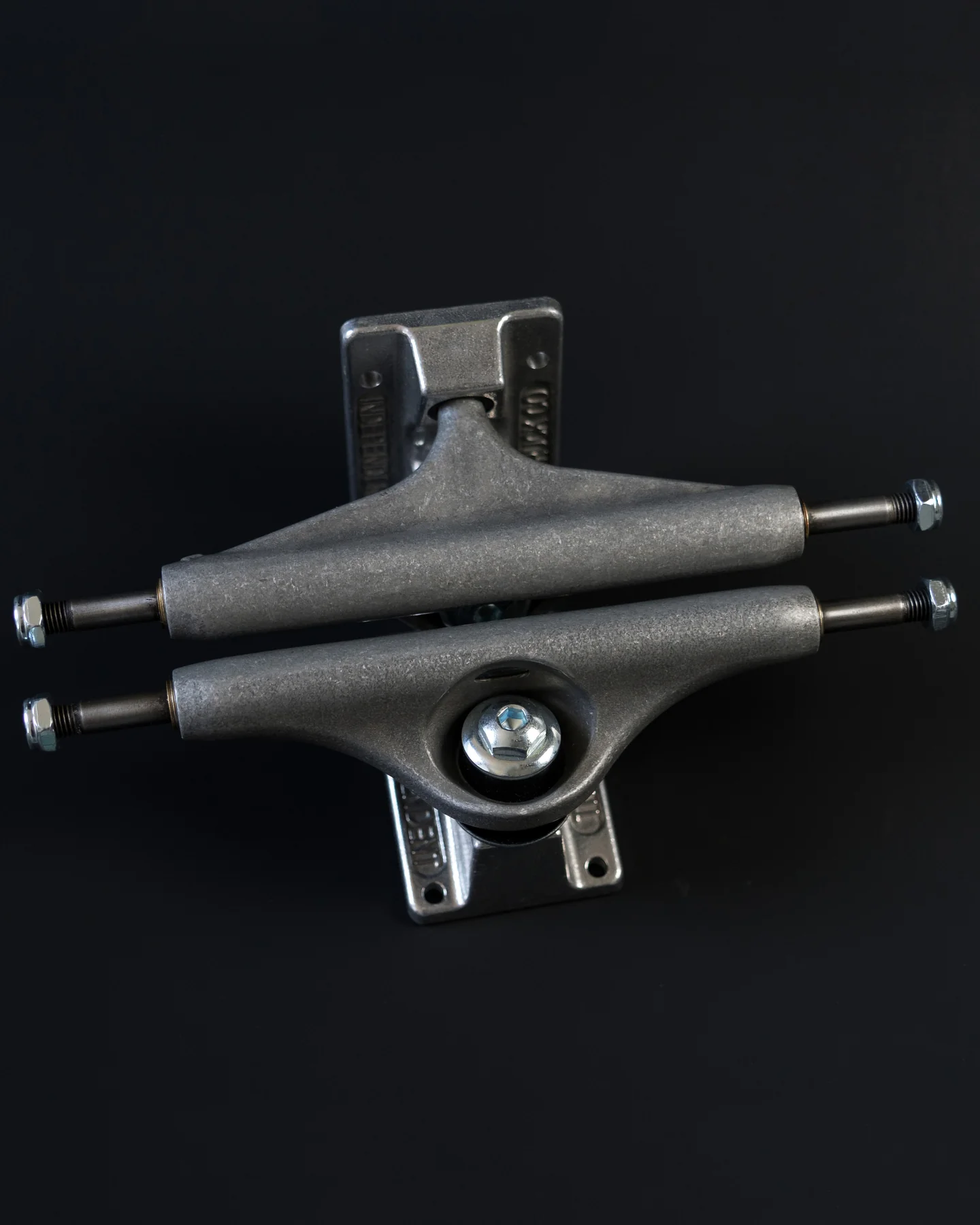 3162-stage-11-steel-grey-independent-inverted-kingpin-skateboard-truck-6.webp Stage 11 Steel Grey Independent Inverted Kingpin Skateboard Truck
