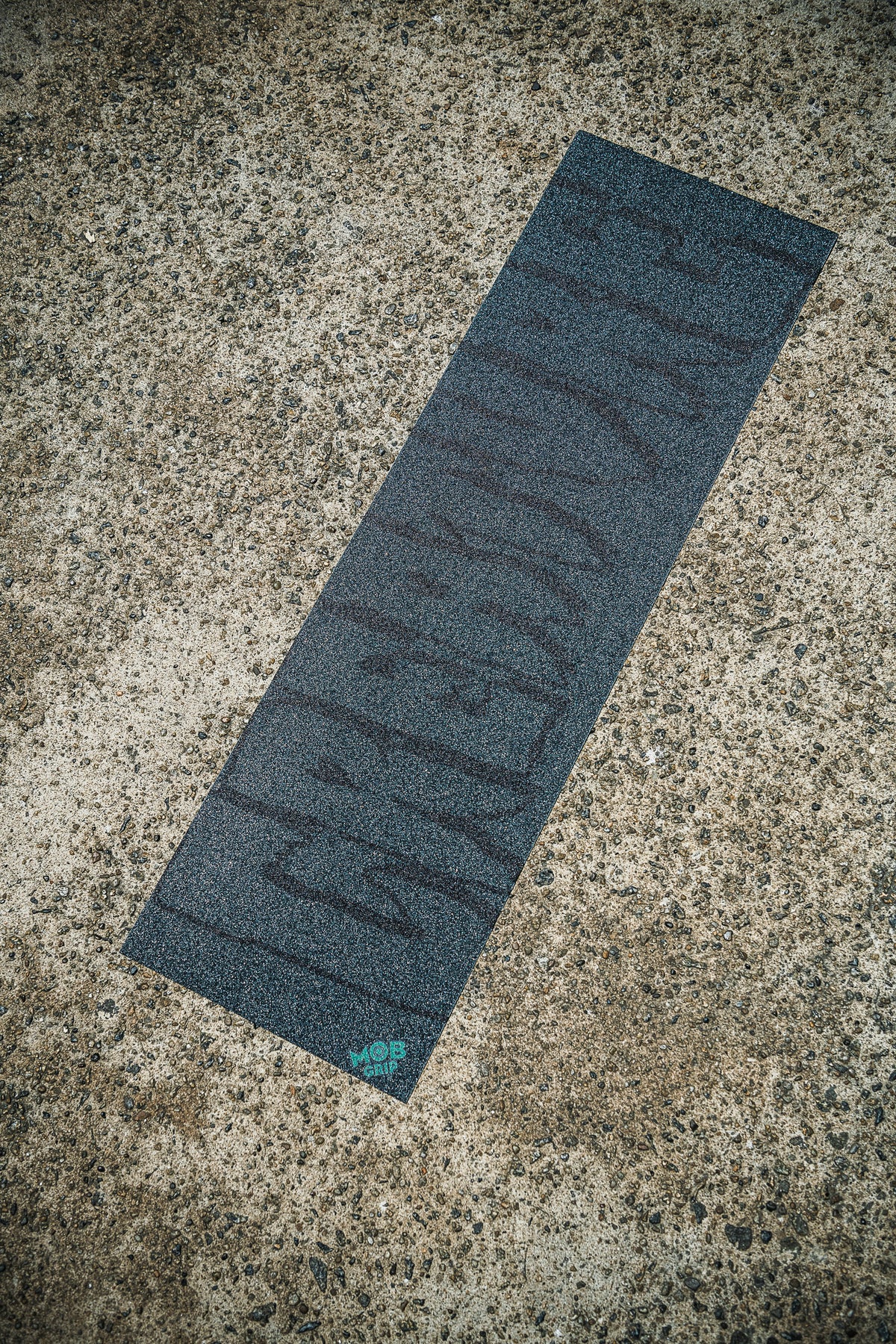 10in Creature Logo Outline Mob Skateboard Griptape